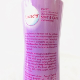 Dung Dịch Vệ Sinh Phụ Nữ Lactacyd Soft & Silky 250ml