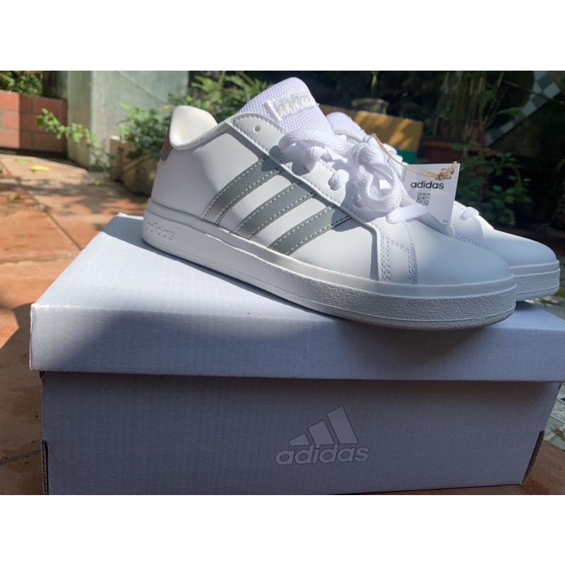 Thanh lý giày adidas grand court nữ auth