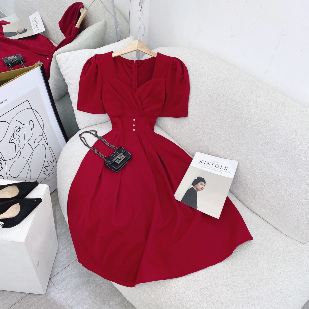 ĐẦM MIDI ĐỎ CỔ TIM NGỰC XẾP ĐÍNH 3 HẠT