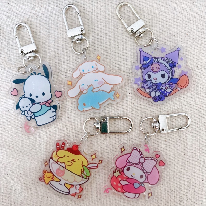Móc khoá nhựa trong acrylic Sanrio