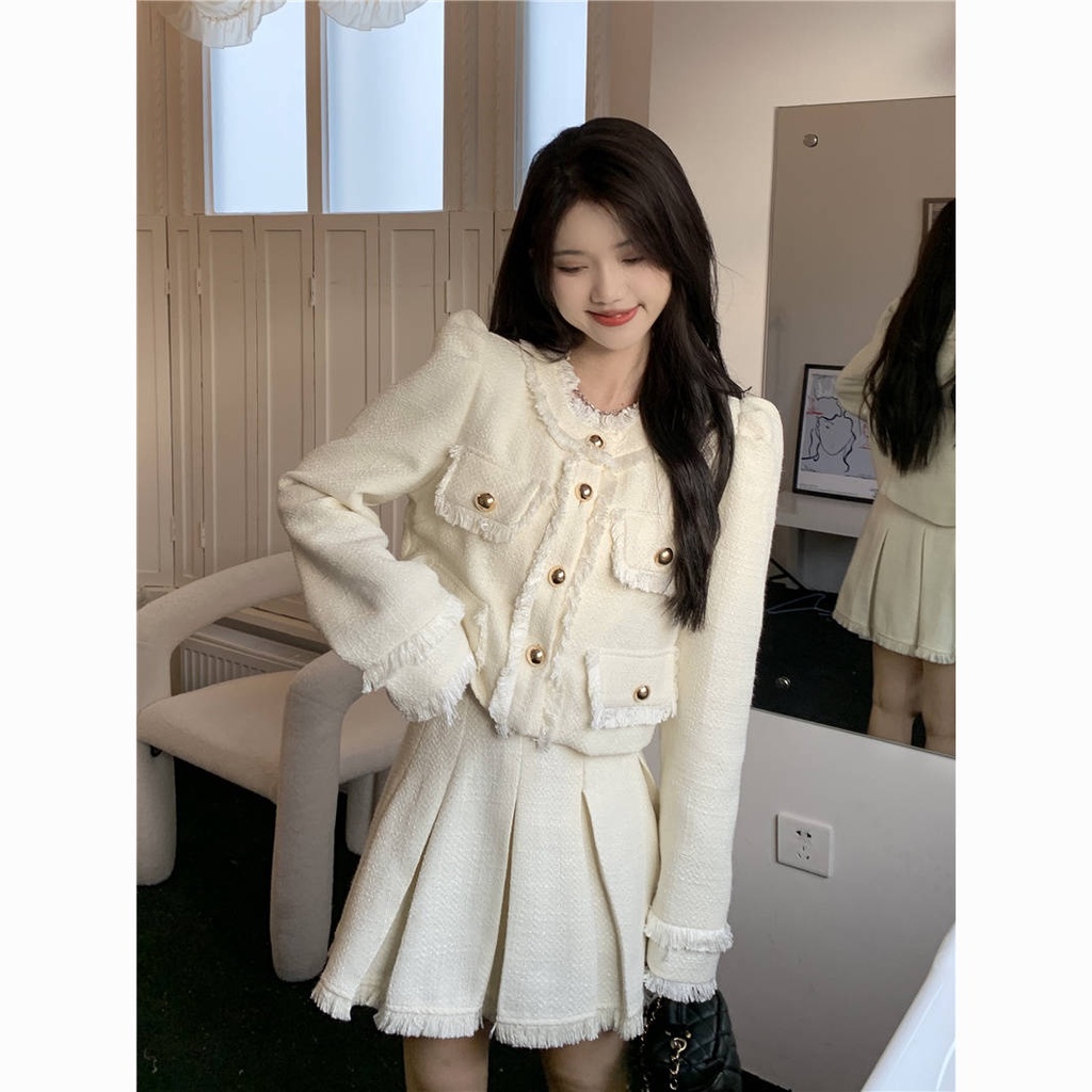 Áo dạ tweed áo khoát nữ áo ấm nữ Áo Khoác Ngắn Dáng Rộng Tay Dài Thiết Kế Tua Rua Phong Cách Thu Đông Mới 2022 Cho Nữ