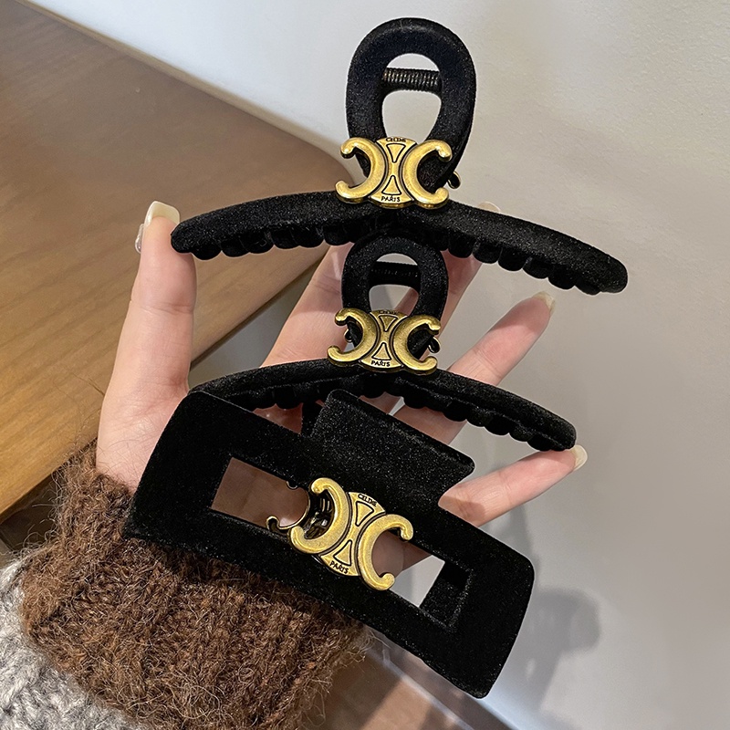 Kẹp Tóc Nhung Đen Đính Cá Mập Phong Cách Hàn Quốc Cho Nữ