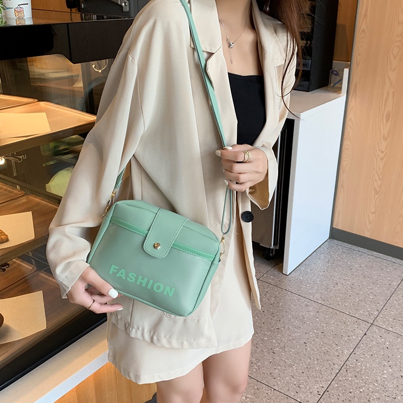 Ielgy Túi Đeo Chéo Vuông Nhỏ In Chữ Phong Cách Hàn Quốc Cho Nữ