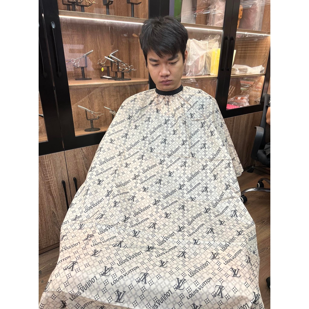 Áo choàng cắt tóc