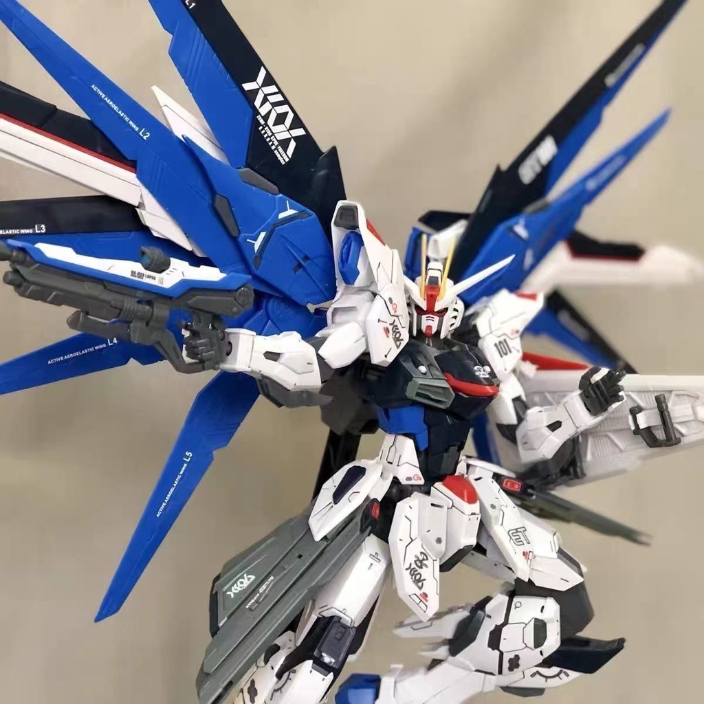 Mô Hình Lắp Ráp Gundam Taipan 6650 mg free 2.0 Tỉ Lệ 1 / 100