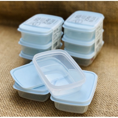 Set 3 hộp Hộp nhựa thực phẩm Fit in Pack 300ml nắp dẻo của Nhật Bản dùng được trong lò vi sóng D5795