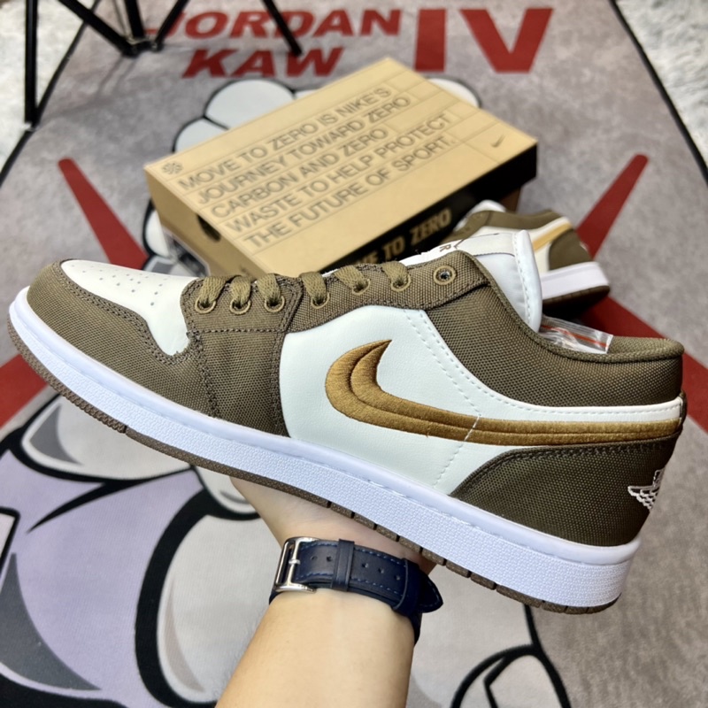 Giày thể thao sneaker cổ thấp AJ1 Air Jordan 1 Low SE Light Olive Hàng SC