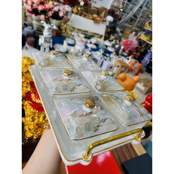 Khay mứt thủy tinh 6 ngăn nắp sứ Vân đá cao cấp