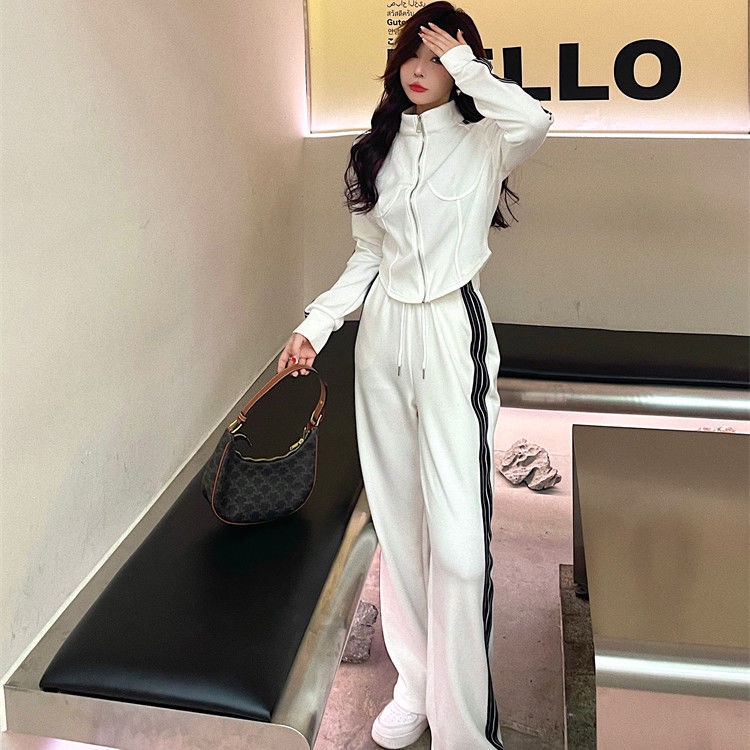 Set Đồ Thể Thao Cao Cấp Thời Trang Mùa Thu 2022 Cho Nữ