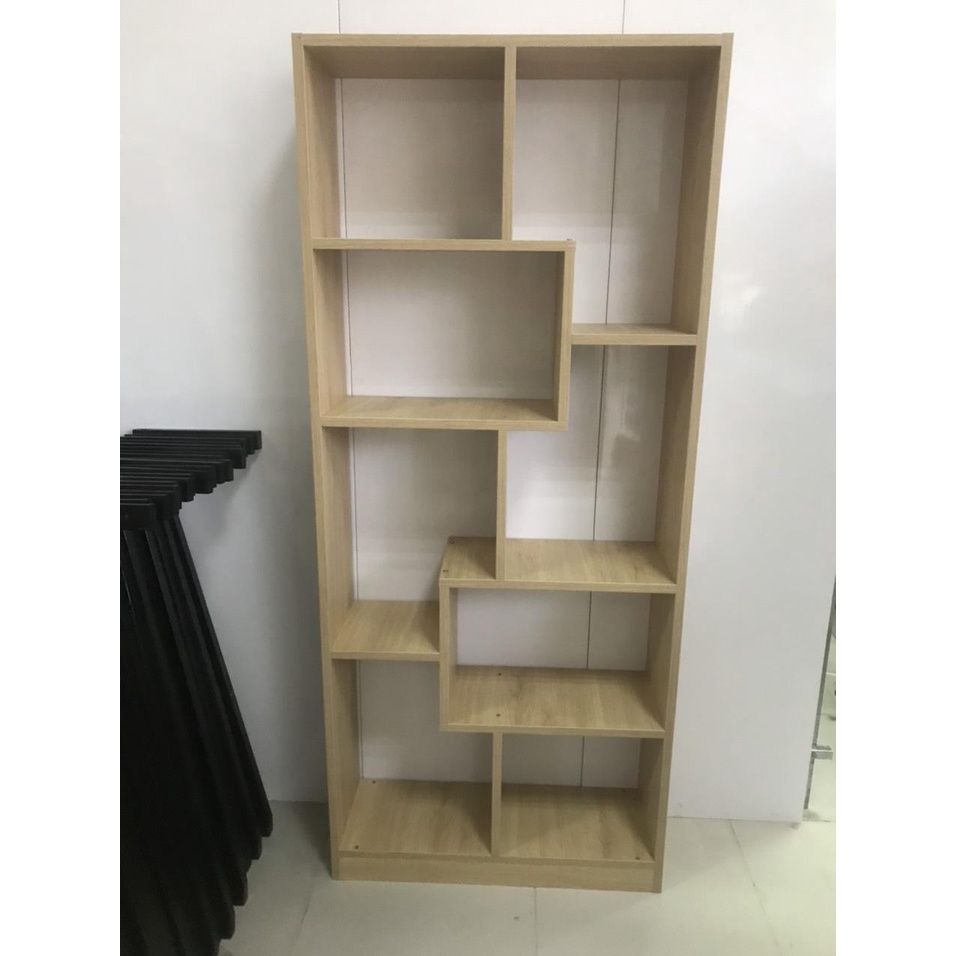 Kệ Sách Để Sàn Nhiều Ngăn Giá Kệ Hình Chữ U ván màu vân gỗ dày 15mm. hình ảnh shop tự chụp.