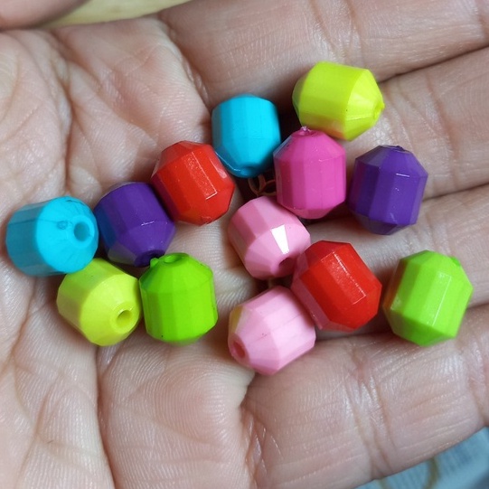 10/25/50gam hạt nhựa hình trụ nhiều màu size 12mm