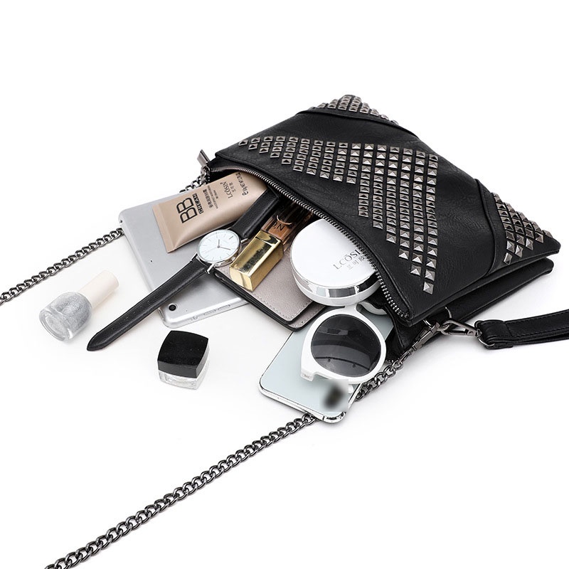 Túi Đeo Chéo Trang Trí Đinh Tán Thời Trang Dành Cho Nữ