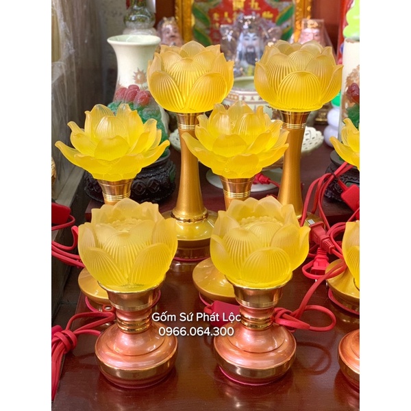 Cặp đèn thờ lưu ly hoa sen, đèn thờ ban thần tài, gia tiên, phật