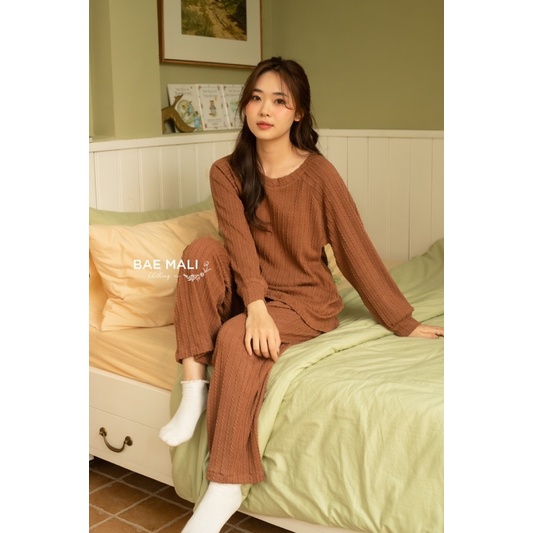 SP304- Bộ mặc nhà len vặn thừng