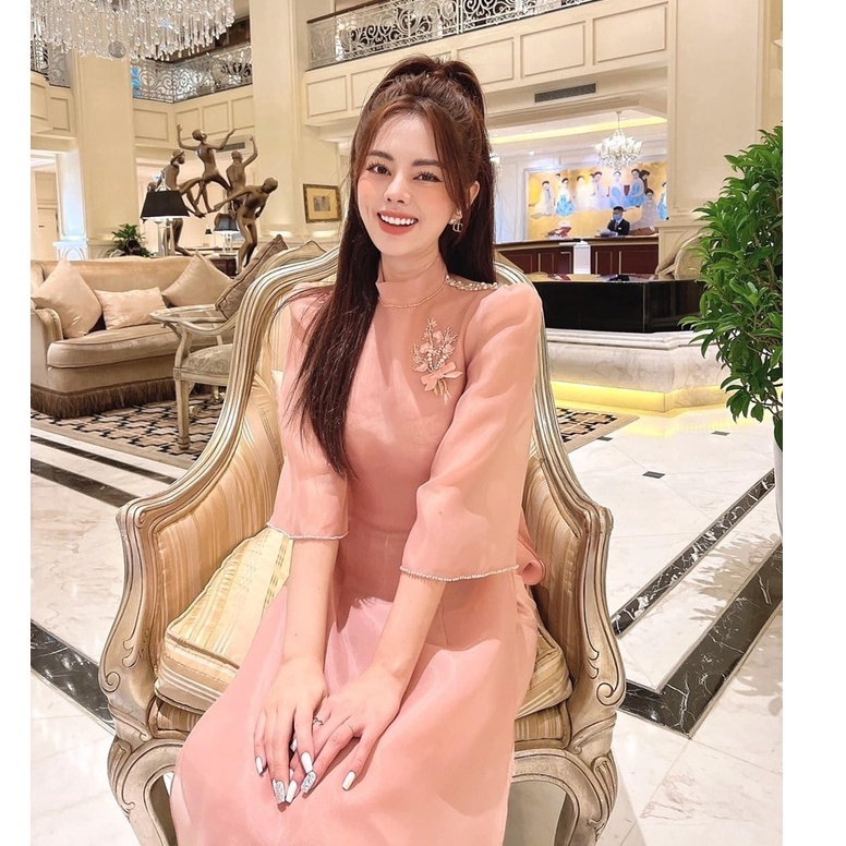 Áo dài cách tân Uyển Thy thiết kế cao cấp voan tơ 4 tà may sẵn giá rẻ sang trọng họa tiết hoa cho nữ saam