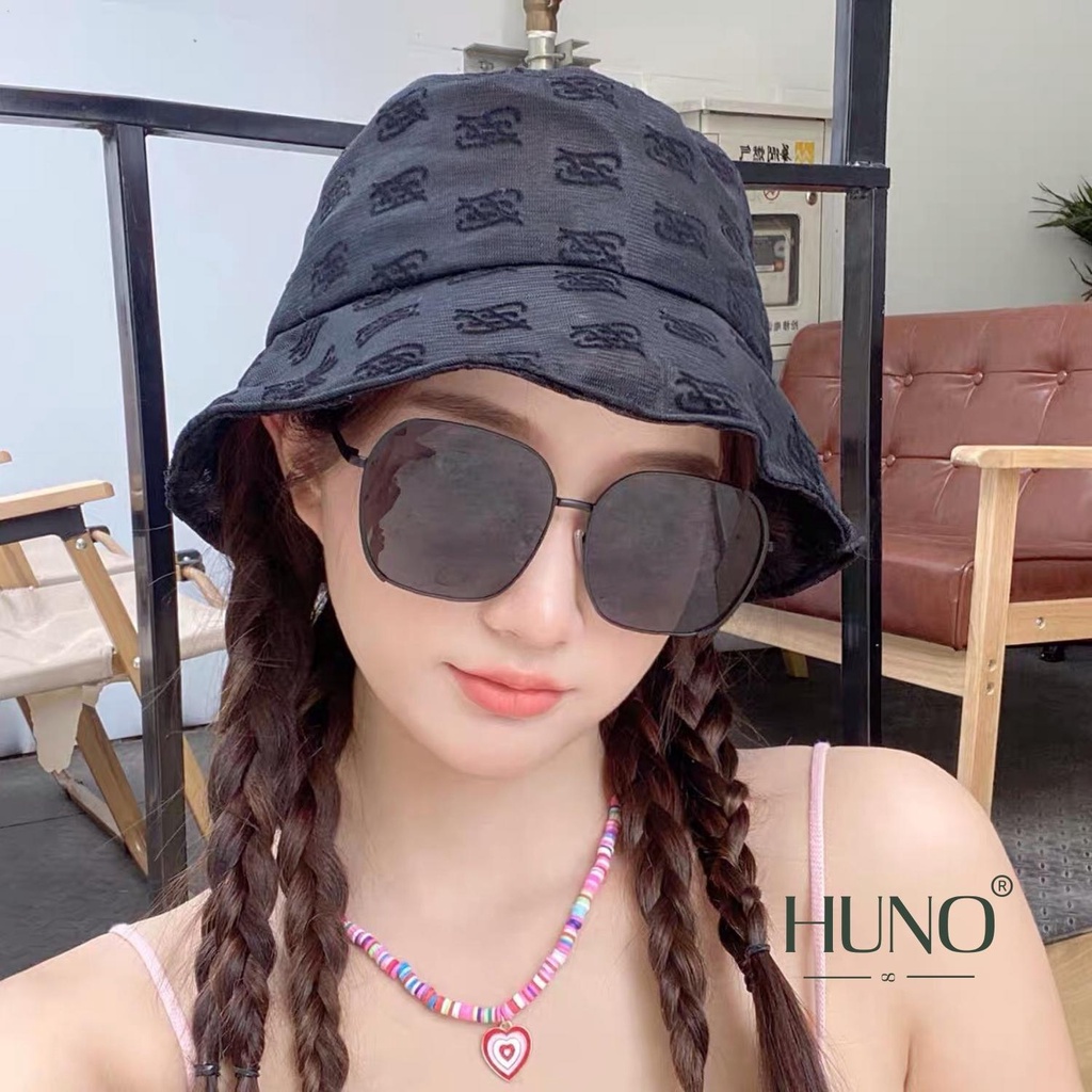 Kính mát nữ cao cấp mẫu mới 2023 được thiết kế gọng kim loại với tone màu mang phong cách Hàn Quốc HUNO - KR38