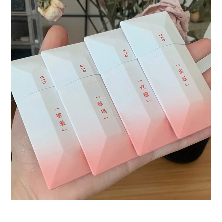 Son Môi Chống Thấm Nước Lâu Trôi Không Dính Thành Cốc