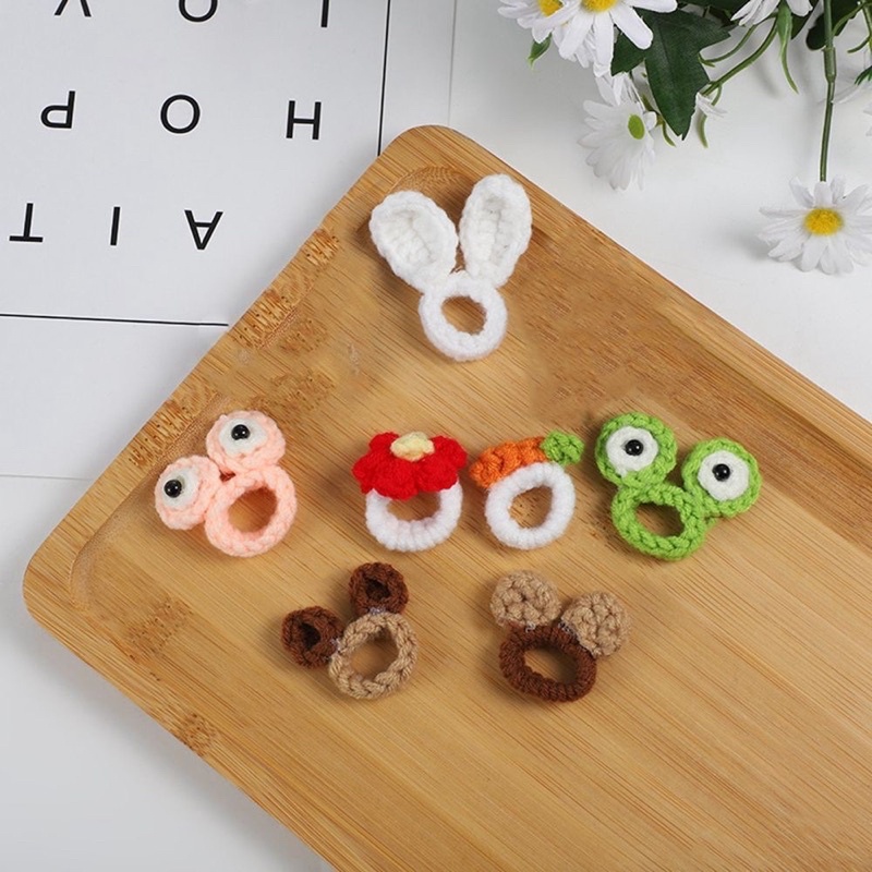 Nhẫn bằng len dễ thương