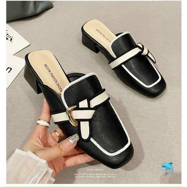 Sục da viền nơ gót vuông trắng đen