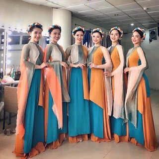 Set tứ thân biểu diễn chất tơ mềm kèm mấn