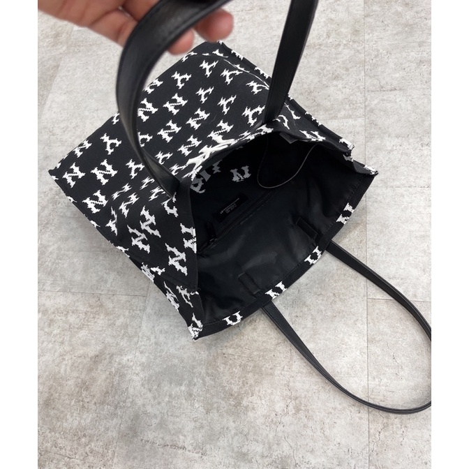 Túi Tote MLB hoạ tiết new collection