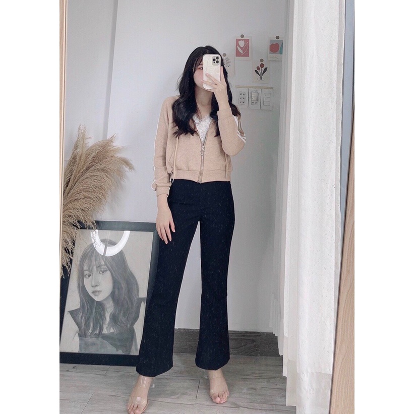 Áo khoác form ngắn phần tay viền sọc cá tính năng động thể thao