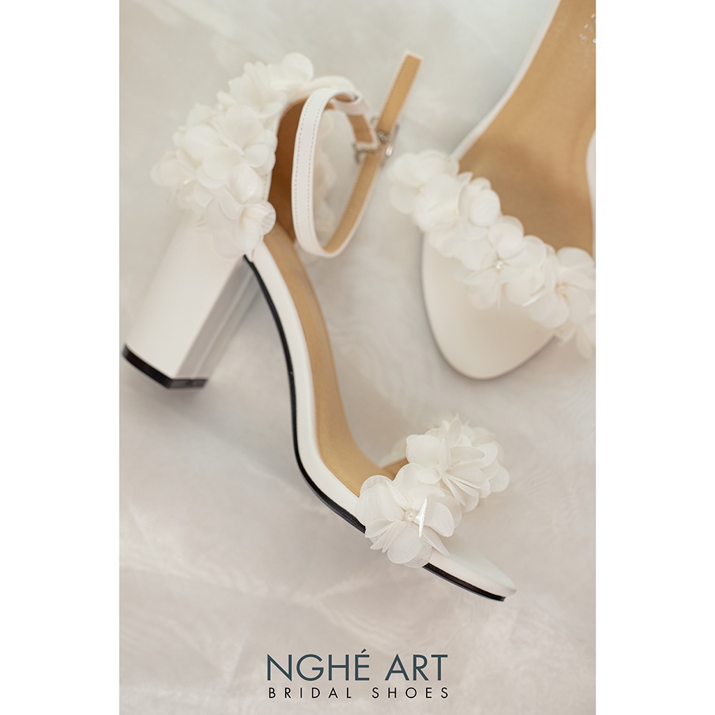 Giày cưới Nghé Art sandal trắng hoa voan 193