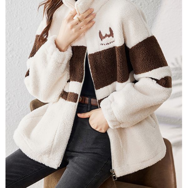 Áo Khoác Lông Unisex, Áo lông phối màu kẻ ngang kèm túi đeo chéo tai thỏ dày dặn form rộng Unisex Nam Nữ quynh.anh.1992