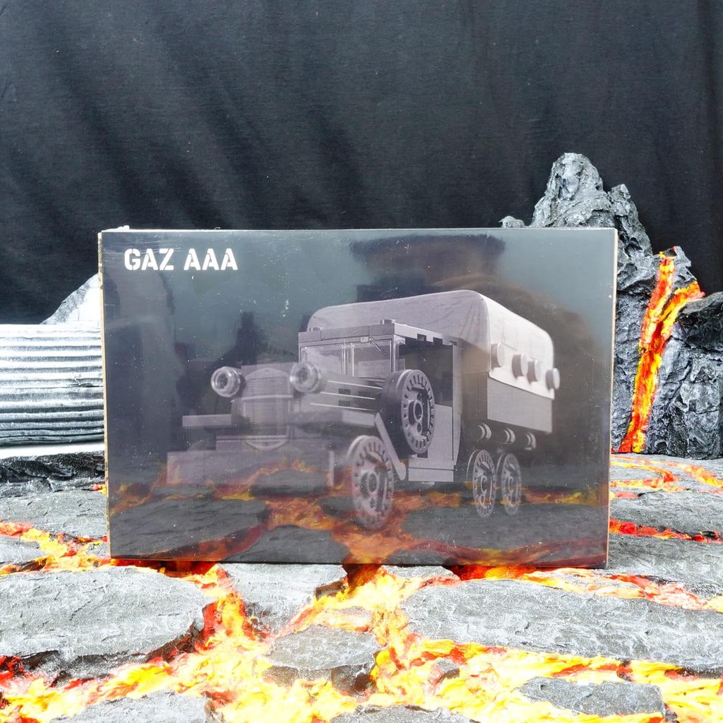 Mô hình lắp ráp Gaz AAA Medium Duty Military Truck LGBKM09