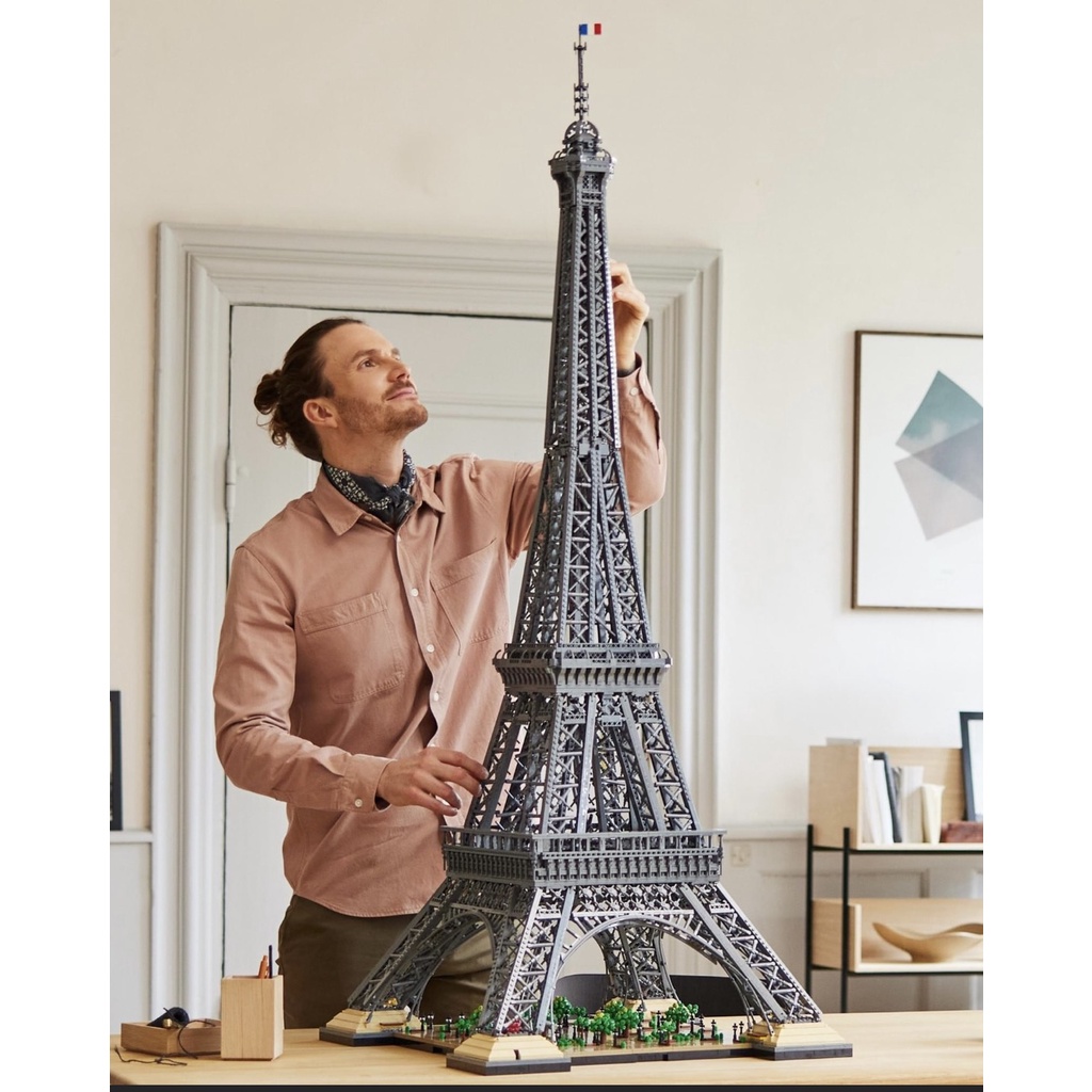 Siêu phẩm LEGO 10307