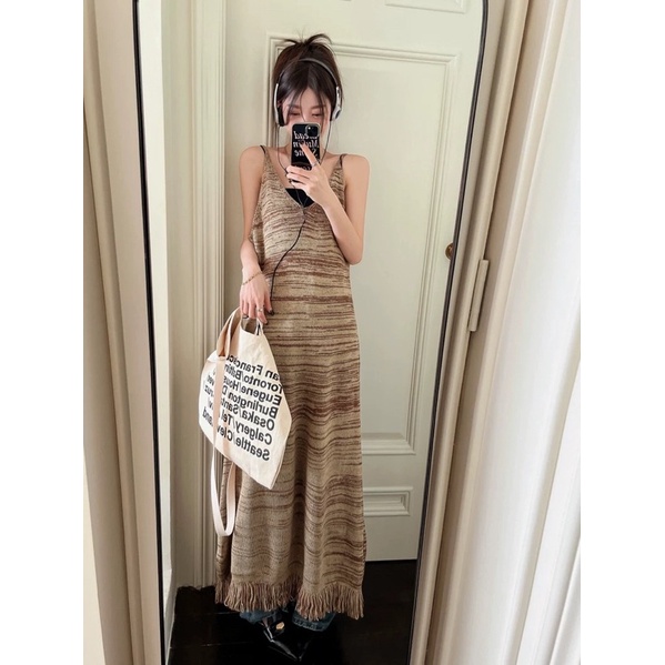 Váy Len Sọc Nâu Tua Rua Dáng Dài Vintage