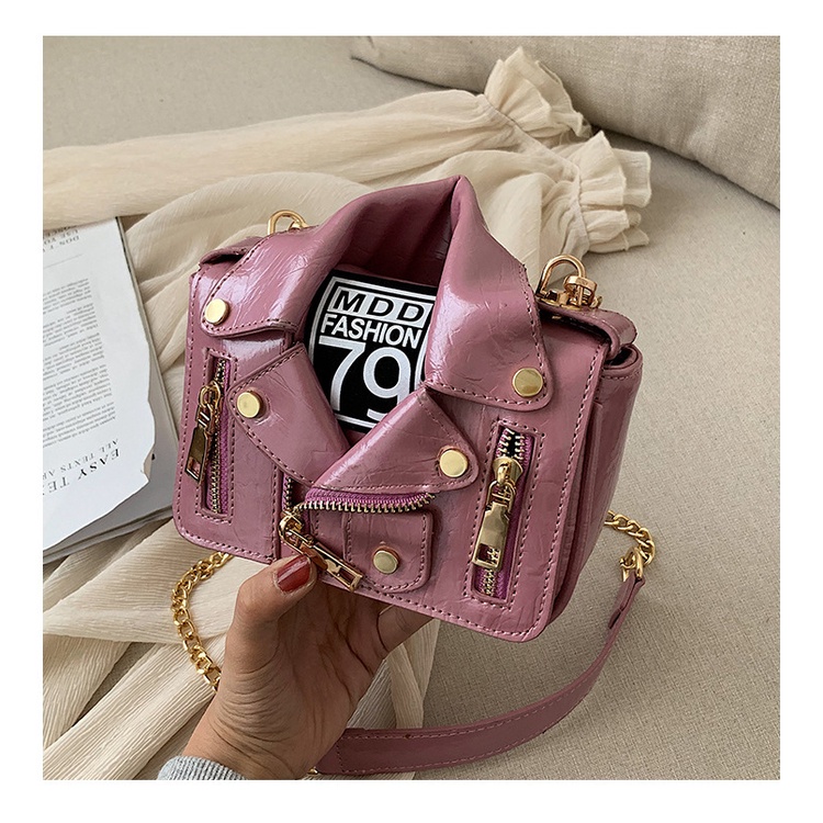 Túi đeo chéo IELGY chuỗi xích thời trang