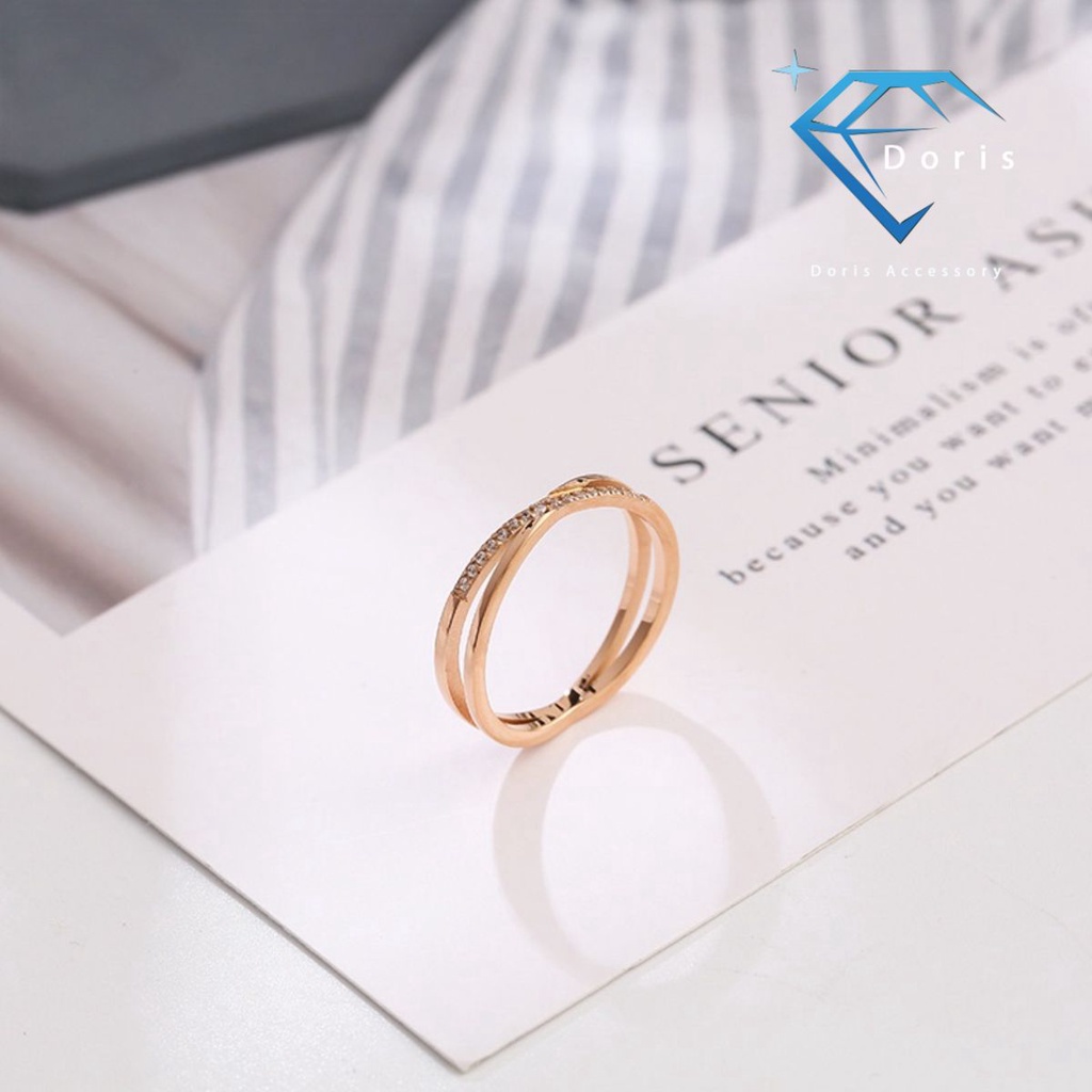 Nhẫn nữ Doris titan chữ X viền nửa đá Gold / Silver / Rose Gold J5-310