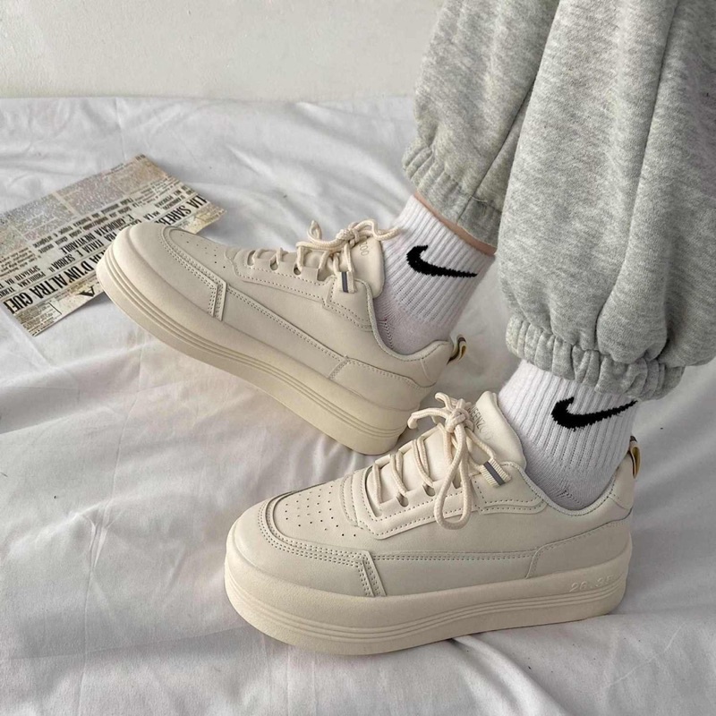 Giày Thể Thao Nam Nữ 2 Màu Trắng/Kem Dây Ngang Ulzzang Style