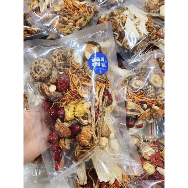 Set canh nấm thập cẩm