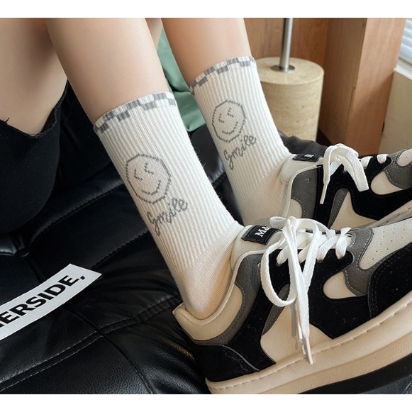 Vớ Tất cổ cao Unisex chữ C, P phong cách thể thao, trẻ trung và năng động.