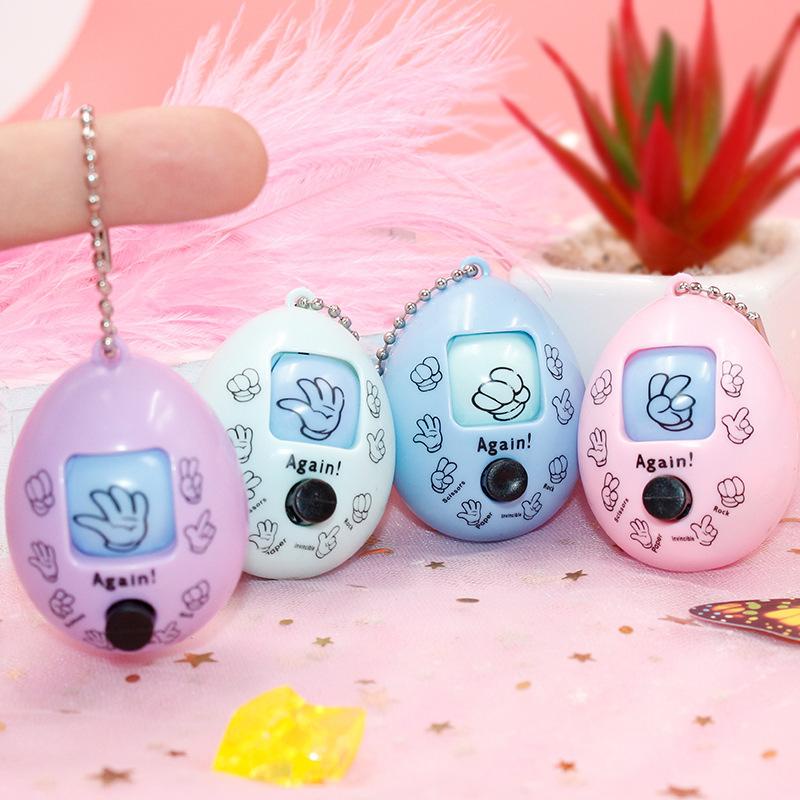 MÓC KHÓA TRỨNG TRÒ CHƠI OẲN TÙ XÌ BAO BÚA KÉO TUỔI THƠ T-CRAFT