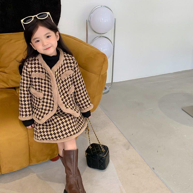 Bộ Áo Khoác + Chân Váy Họa Tiết Kẻ Sọc Phong Cách Hàn Quốc Thời Trang Mùa Đông Xinh Xắn Cho Bé Gái