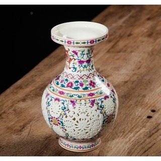Bình gốm trang trí phòng khách