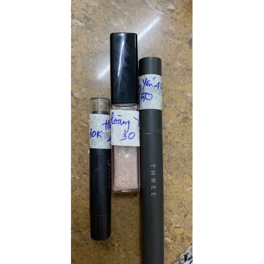 Nước hoa si Nhật