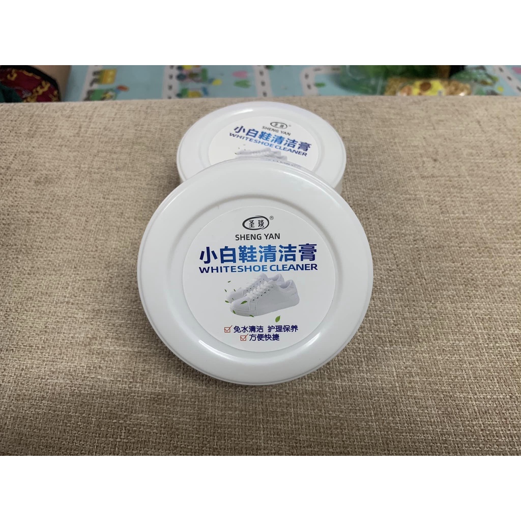 Si đánh giầy trắng