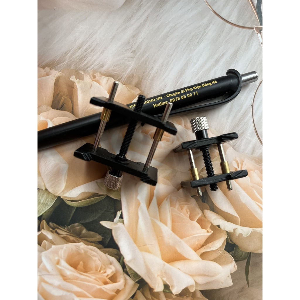 Dụng Cụ Giữ Máy - Kê Máy Size Nam Và Nữ Dùng Trong Sửa Chữa Đồng Hồ