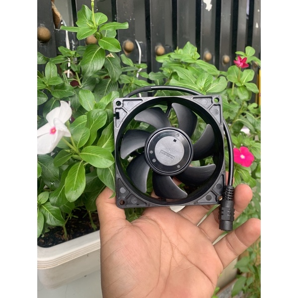 Combo Quạt Đơn+ Bộ điều tốc độ nhanh chậm của Quạt để tản nhiệt hồ cá,hổ tép,hồ thuỷ sinh từ 2 đến 5 độ tuỳ hồ lớn nhỏ