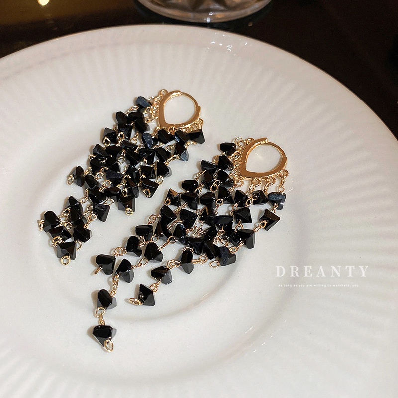 Bông Tai Hình Học Đính Pha Lê Đen Phối Tua Rua Phong Cách Âu Mỹ Sang Trọng Thời Trang