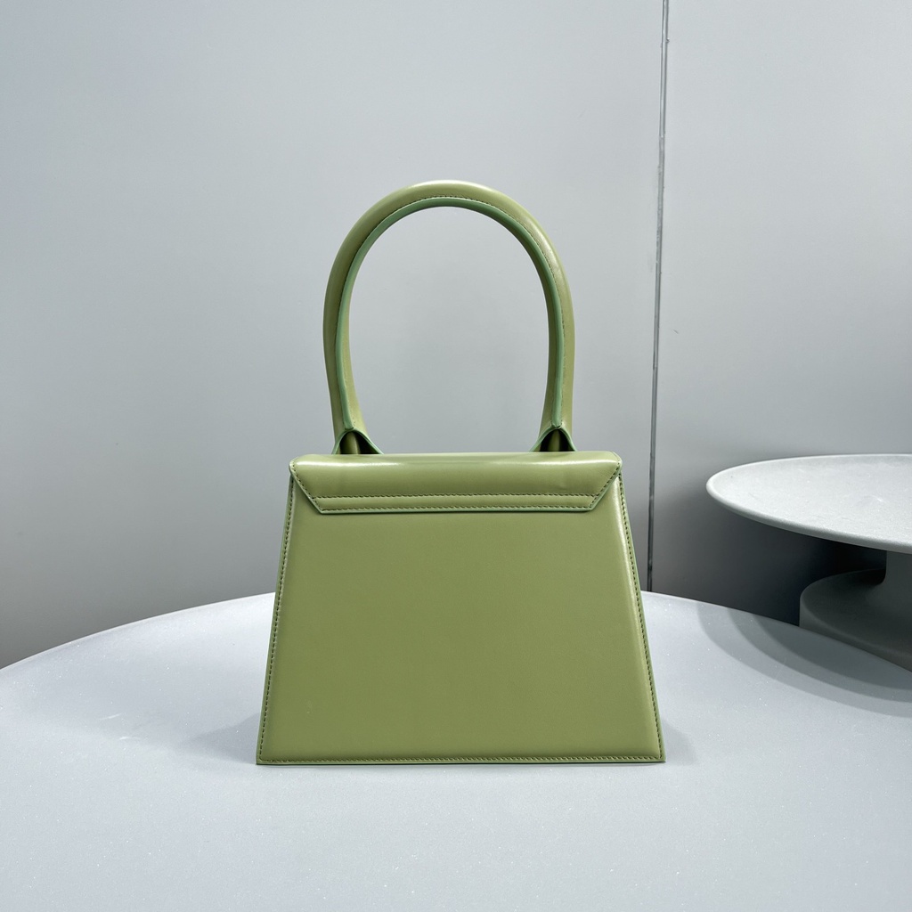 Túi xách Jacquemus le chiquito quai ngắn size 24x18x10cm