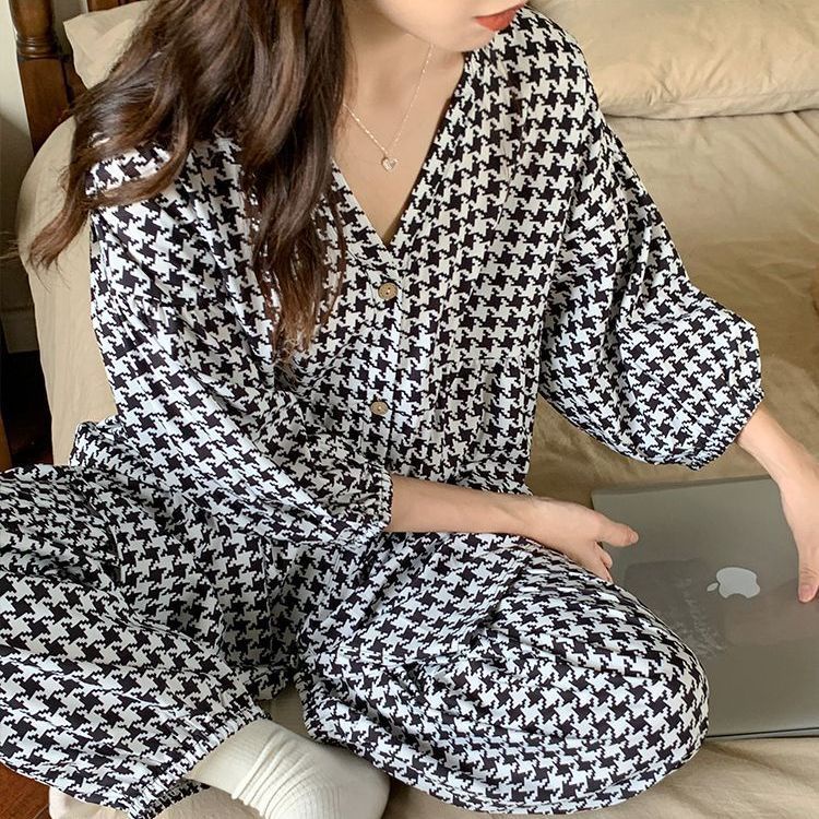 Bộ Đồ Ngủ Tay Dài Phong Cách Hàn Quốc Đơn Giản Thời Trang Mùa Thu Hàng Mới Dành Cho Bạn Nữ