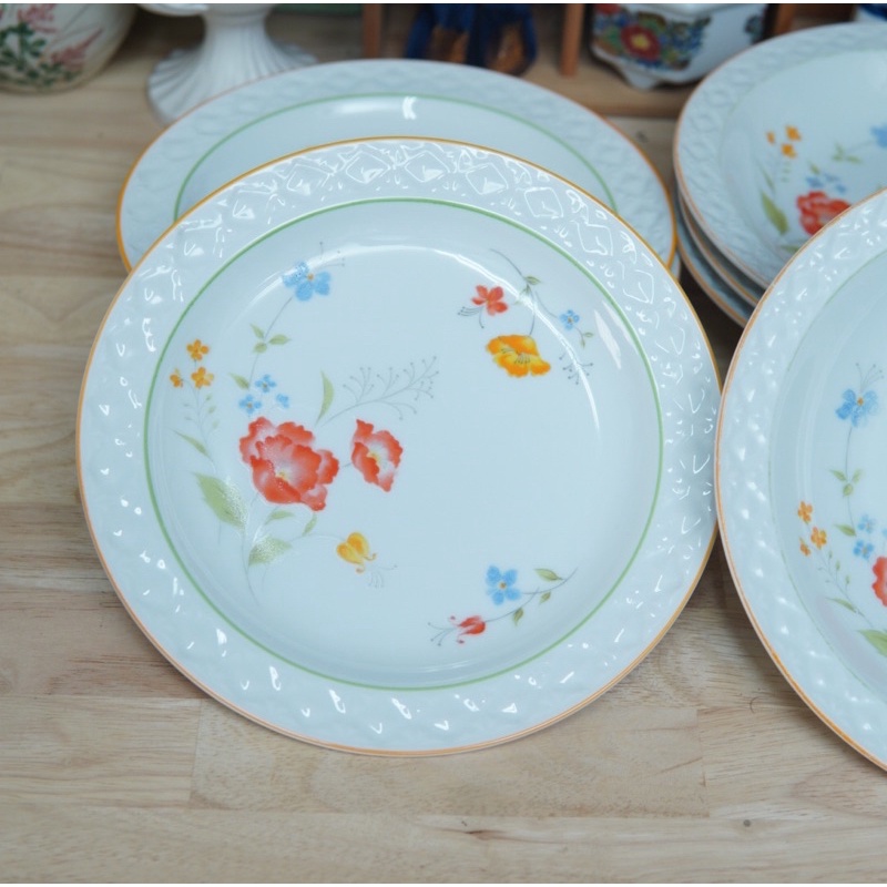 Đĩa Ăn Bằng Sứ Lòng Vẽ Hoa Màu Cam Hãng Keito - Gốm Sứ Nhật Bản