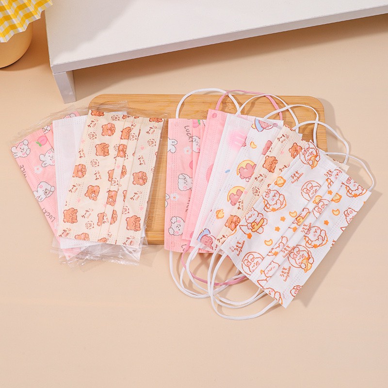 Khẩu trang YTế Taki người lớn họa tiết 4 lớp dày dặn