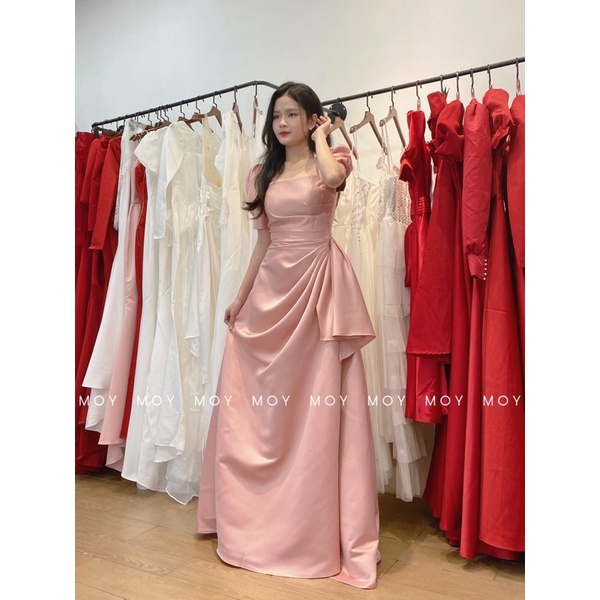 Váy dài xẻ vây cổ vuông tay ngắn phồng- Váy cưới, đầm cưới thiết kế đi bàn, chụp ảnh đơn giản, sang 