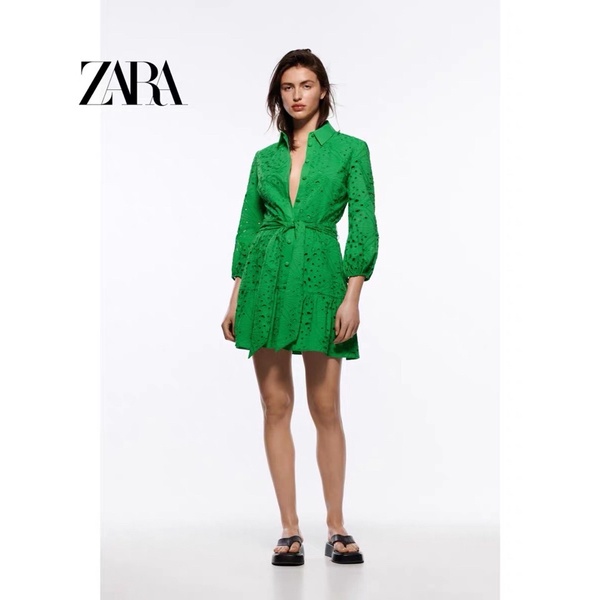 Váy sơ mi xanh lá thêu đục lỗ Zarraa
